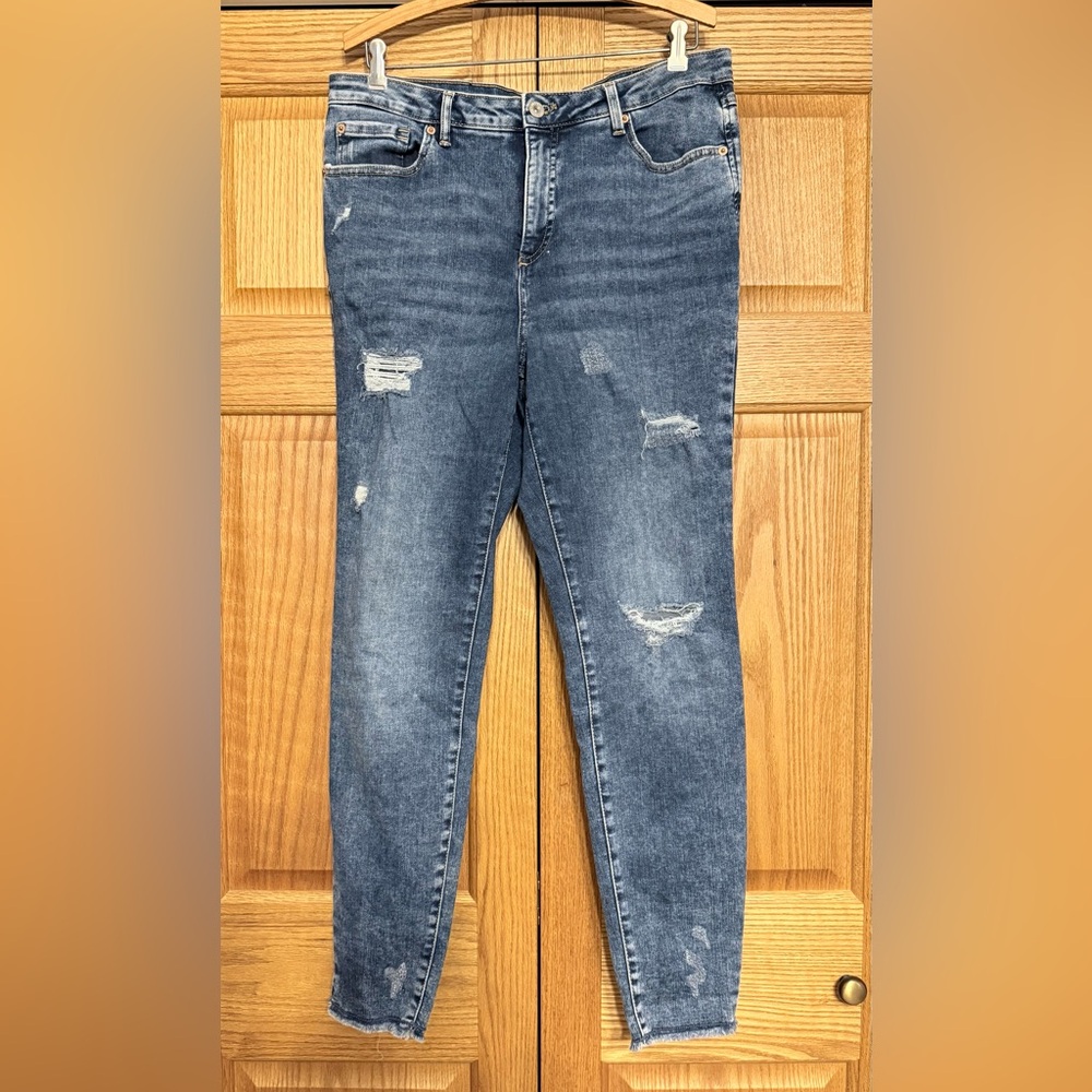 INC International Concepts High-Rise Skinny Denim